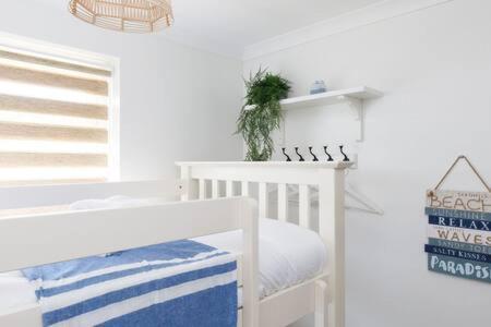 Charming Bolthole 400M To Beach Earnley Экстерьер фото