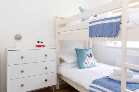 Charming Bolthole 400M To Beach Earnley Экстерьер фото